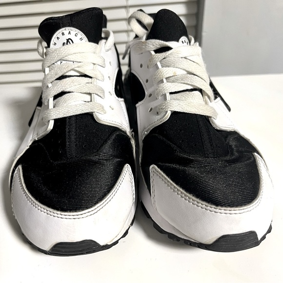 Nike Huaraches Run (GS) - Picture 2 of 12